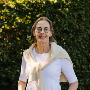 Dr. Margriet Box