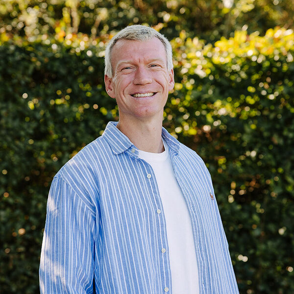 Dr. Jan Claes